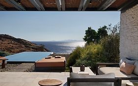 Odera, Tinos, Autograph Collection